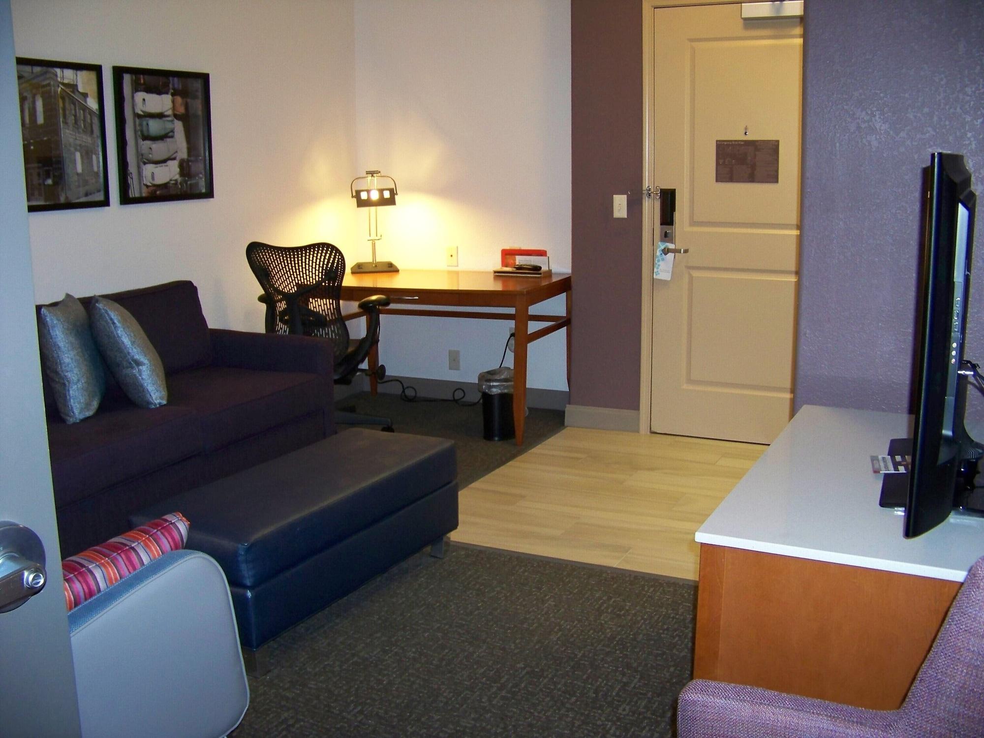 Hilton Garden Inn West Des Moines Bagian luar foto