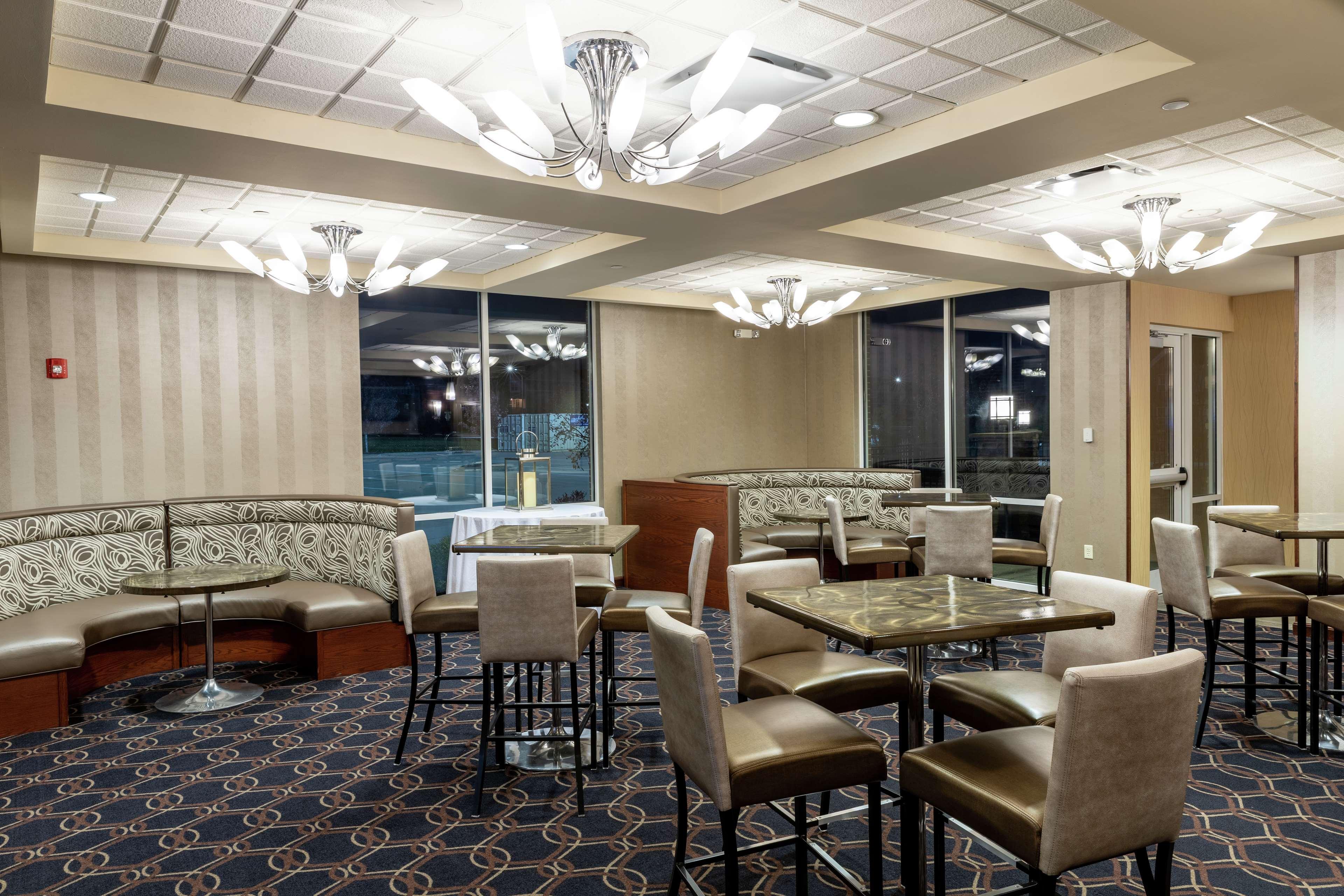 Hilton Garden Inn West Des Moines Bagian luar foto