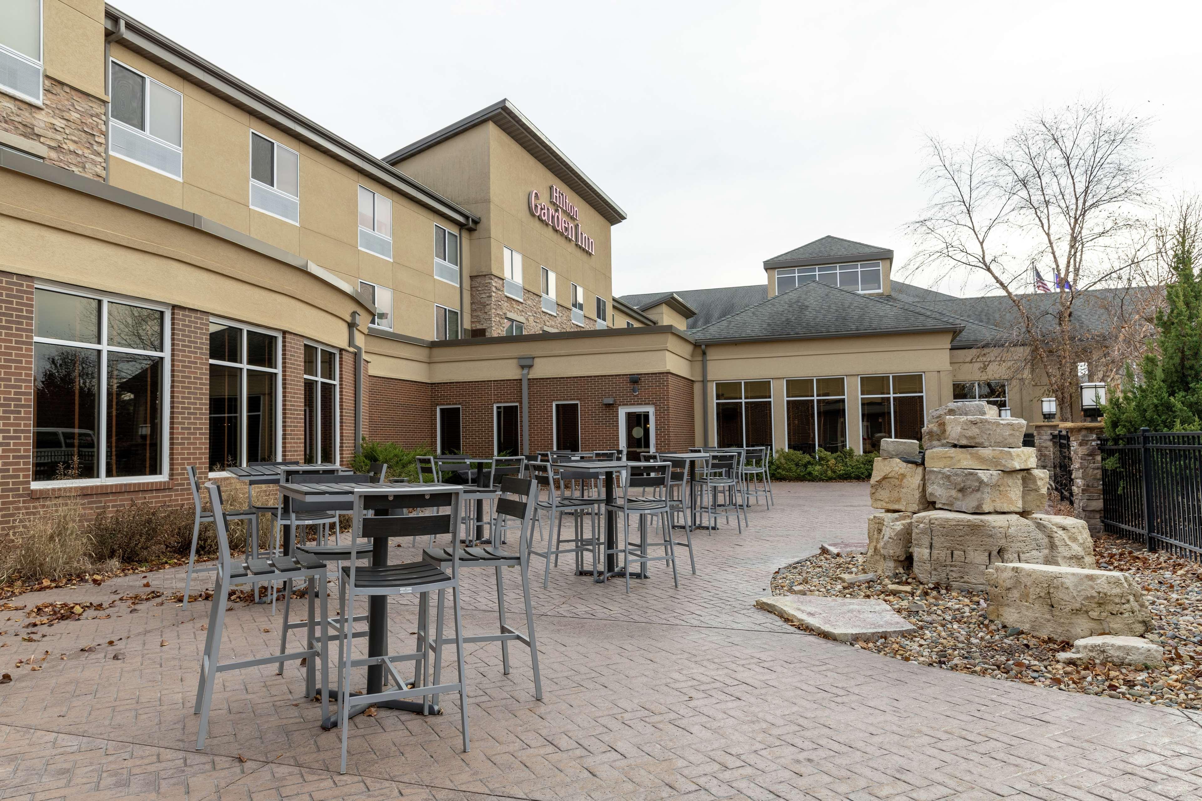 Hilton Garden Inn West Des Moines Bagian luar foto