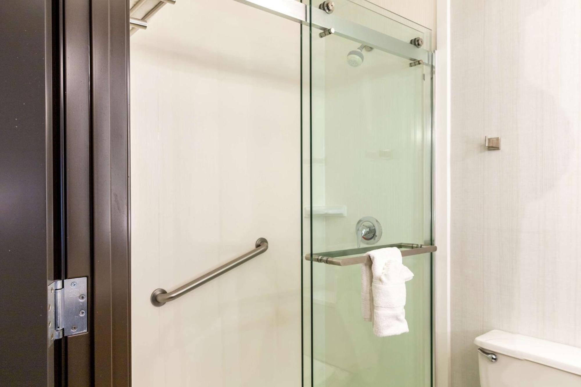 Hilton Garden Inn West Des Moines Bagian luar foto