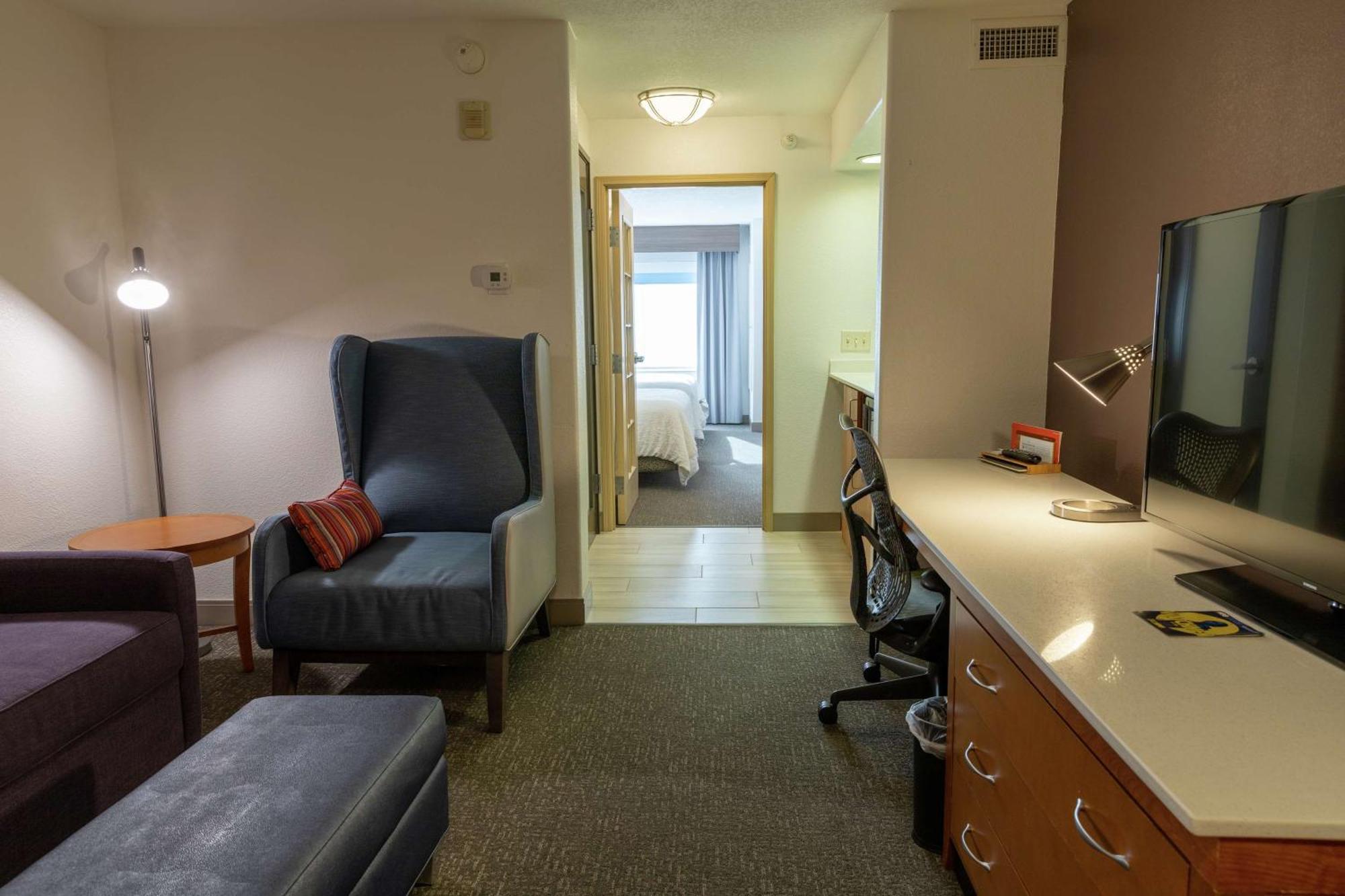 Hilton Garden Inn West Des Moines Bagian luar foto