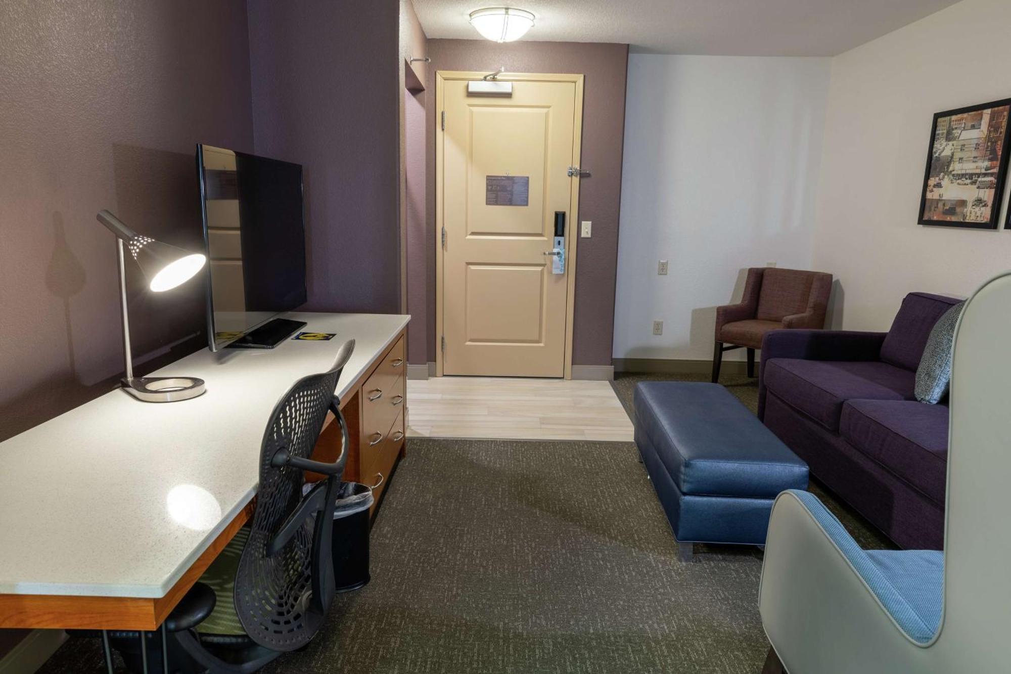 Hilton Garden Inn West Des Moines Bagian luar foto
